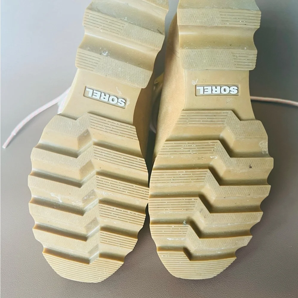 Sorel Joan of Artic Wedge Lace Up Fur Boots Tan EUC - Picture 10 of 13